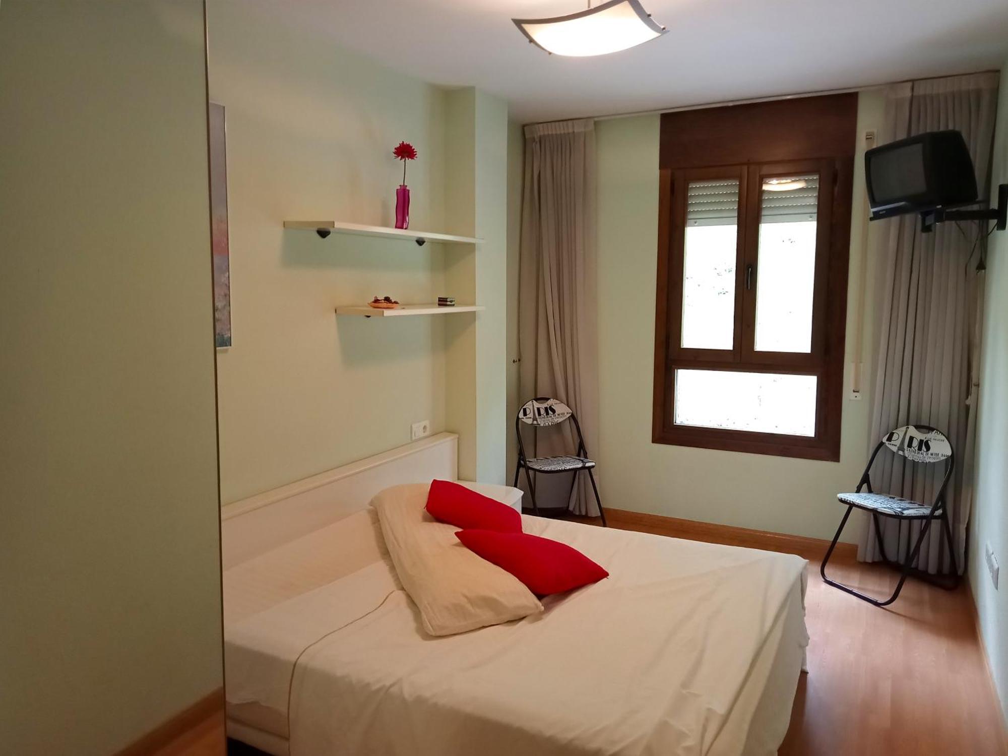 Apartamentos Valle De Tena - Biescas 3000 Экстерьер фото